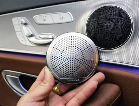 What is In-Vehicle SMT? 12 图片14 2