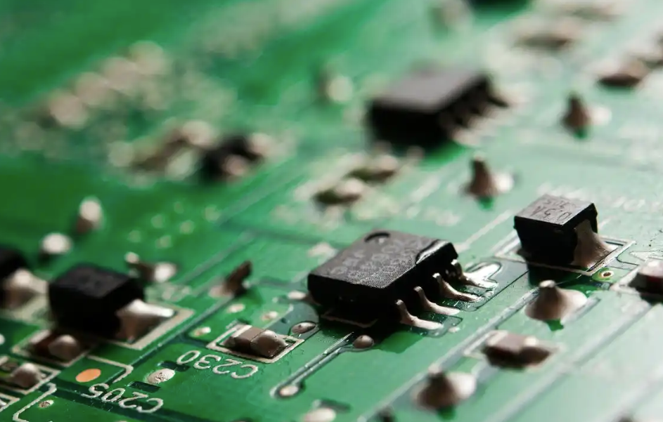 Tecnología de montaje de chips SMT: impulso a la miniaturización de las placas de desarrollo de semiconductores 9 图片6